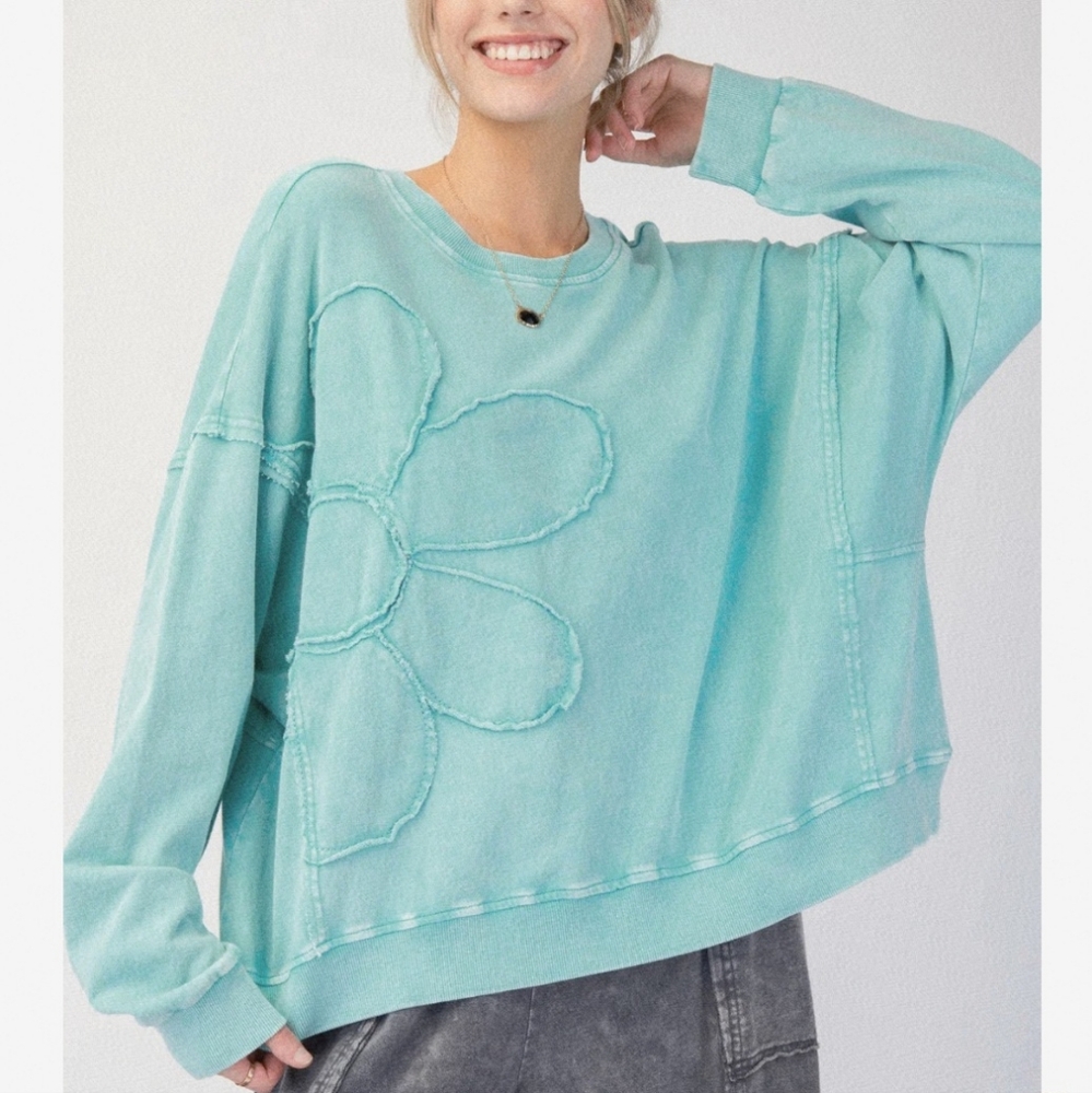 easel Turquoise Raw-Edge Floral Sweatshirt